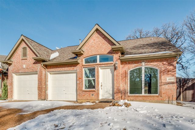 1800 Hyde Park Court, Flower Mound, TX 75028