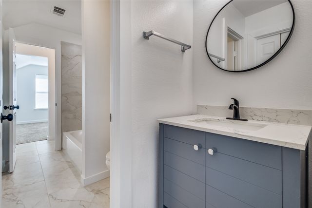 1800 Hyde Park Court, Flower Mound, TX 75028