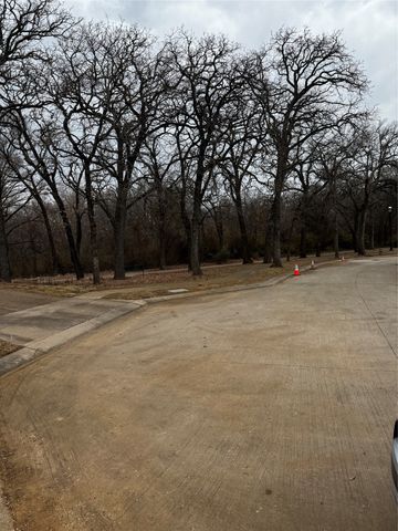 1800 Hyde Park Court, Flower Mound, TX 75028