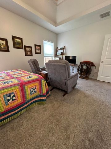 406 S Chestnut Hills Drive, Republic, MO 65738