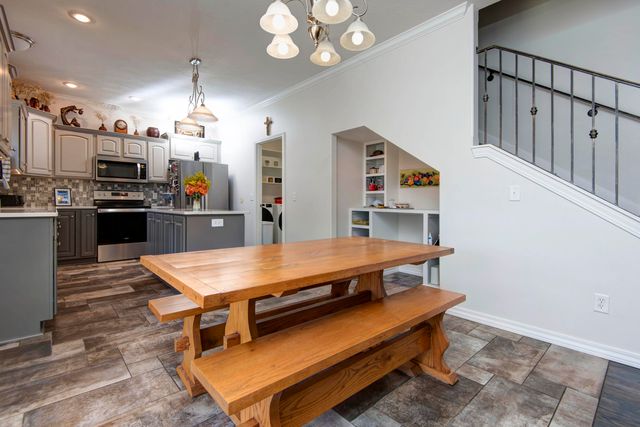 406 S Chestnut Hills Drive, Republic, MO 65738