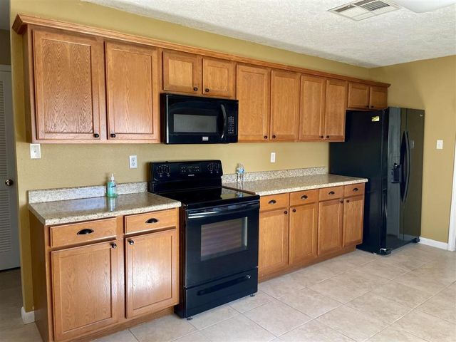 745 Morningside Drive, Lake Charles, LA 70605