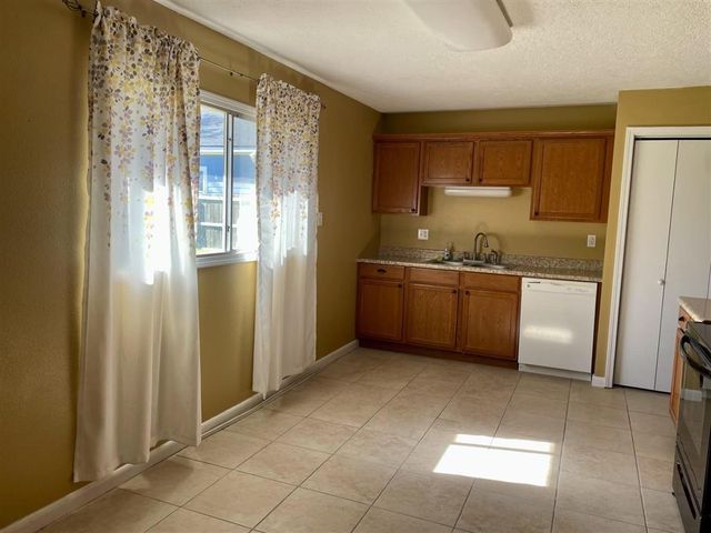 745 Morningside Drive, Lake Charles, LA 70605