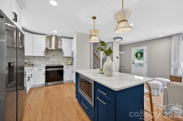 300 Dollar Circle, Charlotte, NC 28270