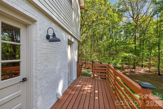 300 Dollar Circle, Charlotte, NC 28270