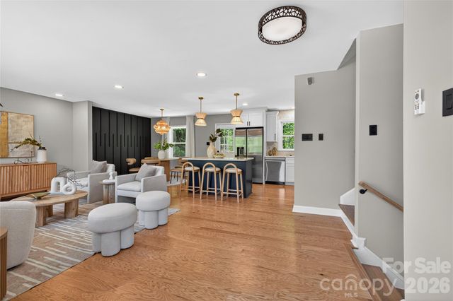 300 Dollar Circle, Charlotte, NC 28270