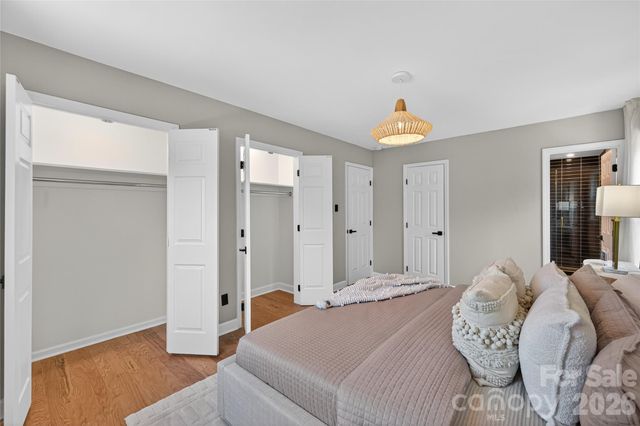 300 Dollar Circle, Charlotte, NC 28270