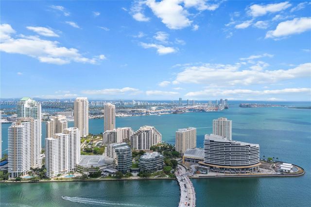 950 Brickell Bay Dr 4710, Miami, FL 33131