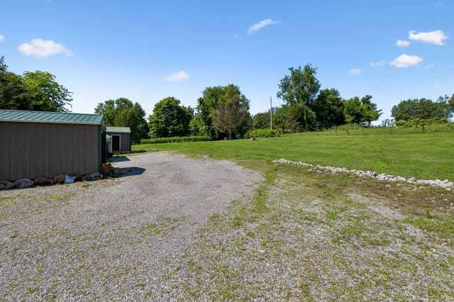 433 Bonnie Valley Dr, Lebanon, TN 37087