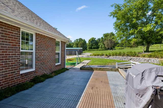 433 Bonnie Valley Dr, Lebanon, TN 37087