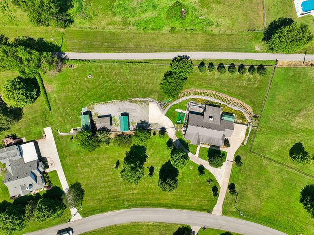 433 Bonnie Valley Dr, Lebanon, TN 37087