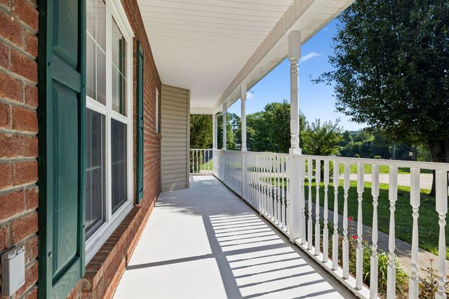 433 Bonnie Valley Dr, Lebanon, TN 37087