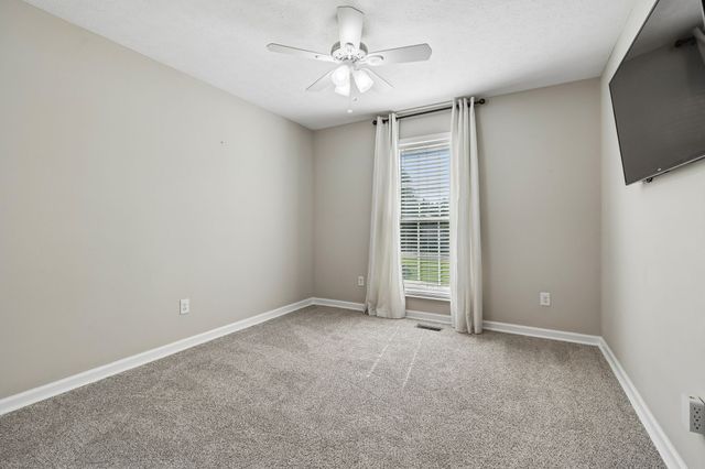 433 Bonnie Valley Dr, Lebanon, TN 37087