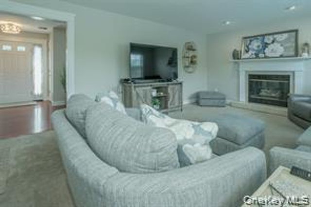 7 Valley Court, Call Listing Agent, NY 10921