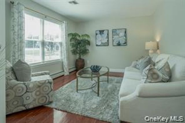 7 Valley Court, Call Listing Agent, NY 10921