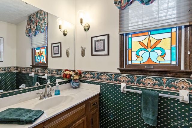 12100 Paulmeadows Drive, Symmes Twp, OH 45249