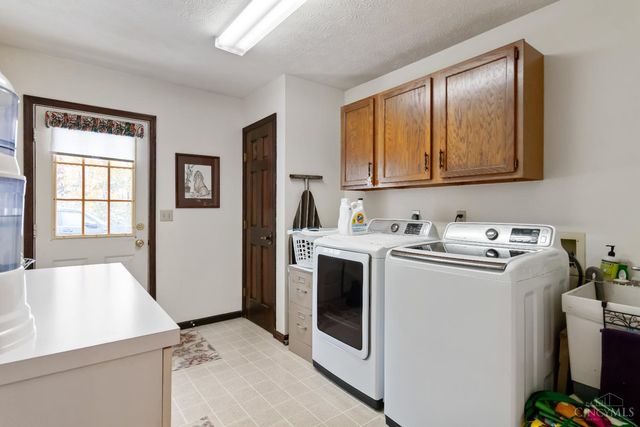 12100 Paulmeadows Drive, Symmes Twp, OH 45249