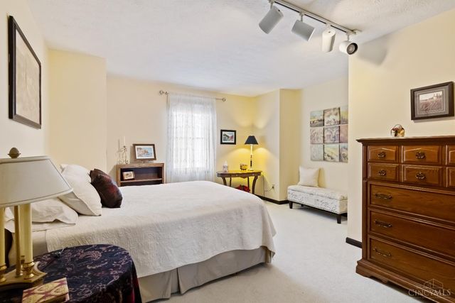 12100 Paulmeadows Drive, Symmes Twp, OH 45249