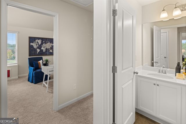 318 CEDAR HOLLL Maplewood Drive 157, Conyers, GA 30094