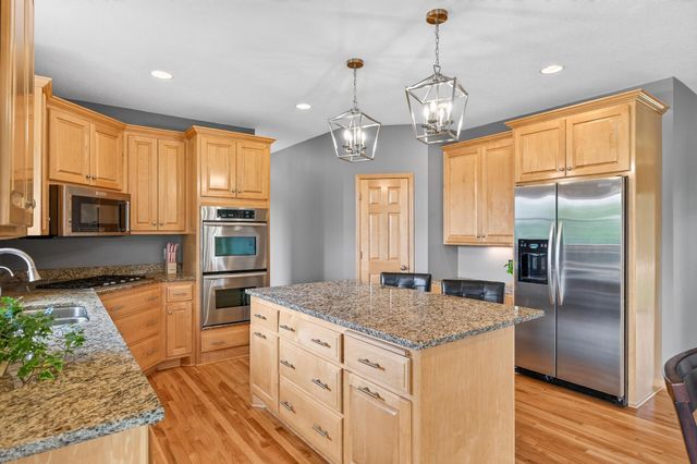 1928 140th Lane NE, Ham Lake, MN 55304