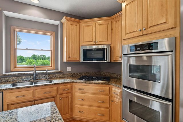 1928 140th Lane NE, Ham Lake, MN 55304