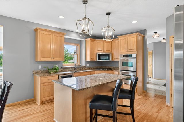 1928 140th Lane NE, Ham Lake, MN 55304