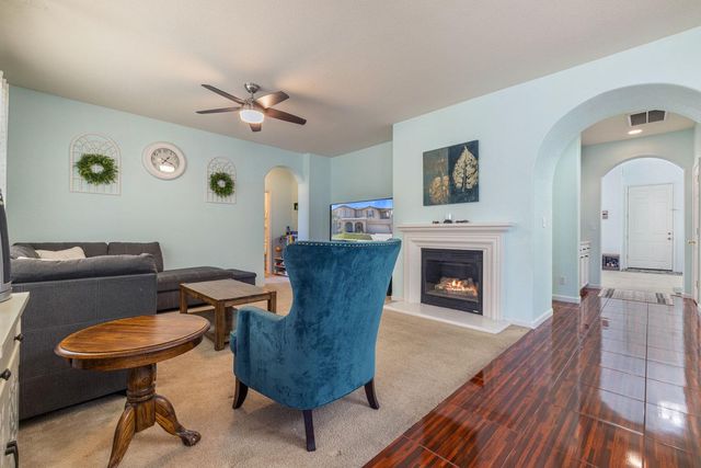 5831 Alton Ct, Riverbank, CA 95367