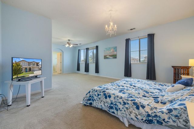 5831 Alton Ct, Riverbank, CA 95367