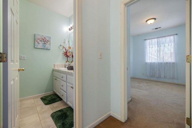 5831 Alton Ct, Riverbank, CA 95367