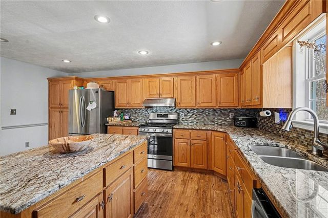 526 Antioch Church Road, Talking Rock, GA 30175