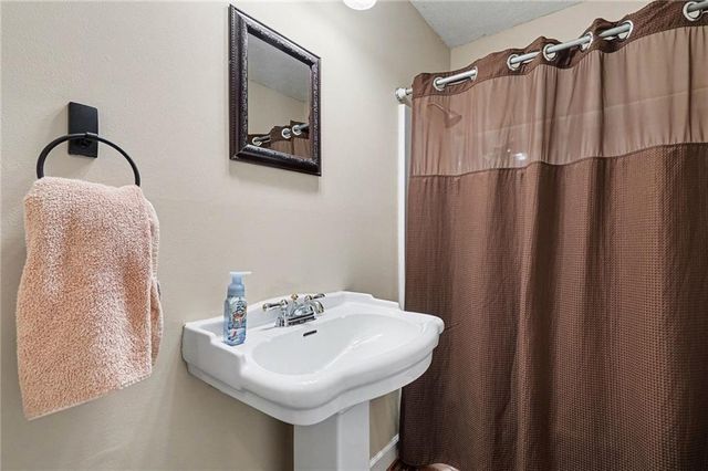 526 Antioch Church Road, Talking Rock, GA 30175