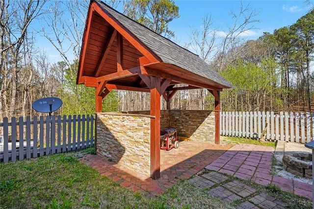 526 Antioch Church Road, Talking Rock, GA 30175