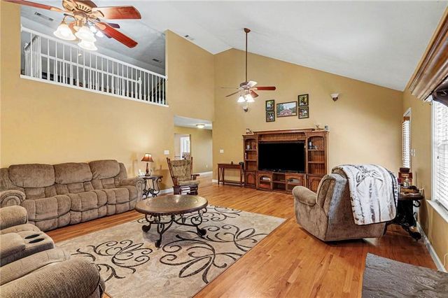 526 Antioch Church Road, Talking Rock, GA 30175