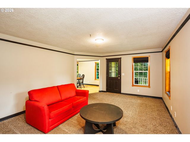 110 E HERITAGE Ln, Yacolt, WA 98675