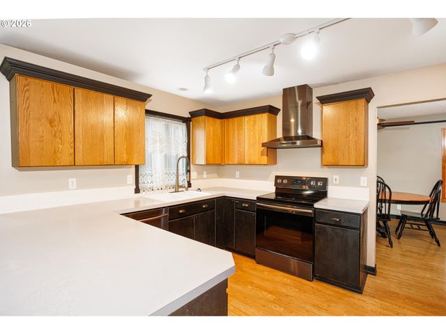 110 E HERITAGE Ln, Yacolt, WA 98675