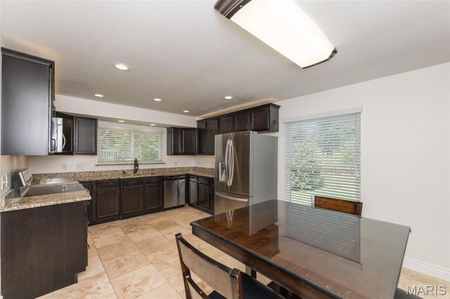 15152 Appalachian Trail, Chesterfield, MO 63017