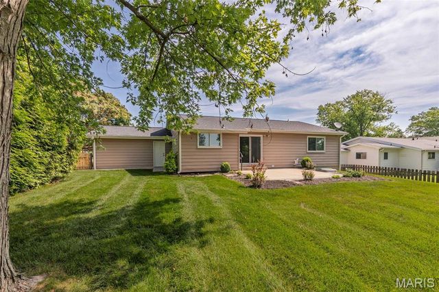 15152 Appalachian Trail, Chesterfield, MO 63017