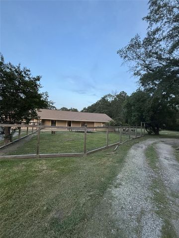 23381 Micke, New Caney, TX 77357