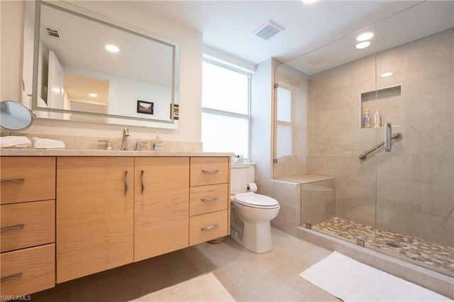 360 10th AVE S B100, Naples, FL 34102