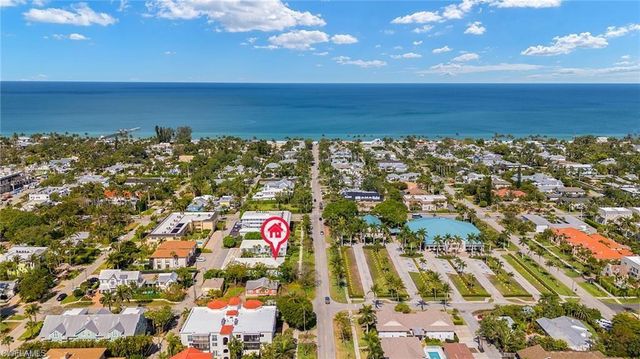 360 10th AVE S B100, Naples, FL 34102