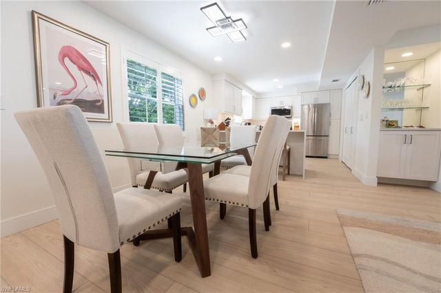 360 10th AVE S B100, Naples, FL 34102