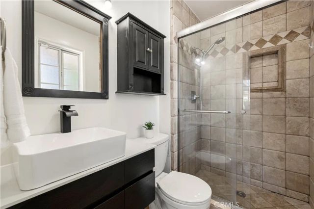 8673 Herrick Avenue, Los Angeles, CA 91352