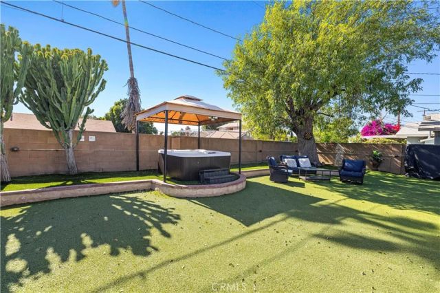 8673 Herrick Avenue, Los Angeles, CA 91352