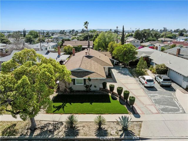 8673 Herrick Avenue, Los Angeles, CA 91352