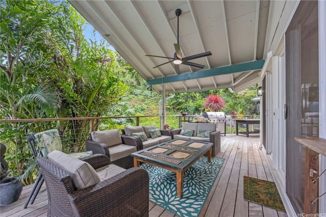1461 Aunauna Street, Kailua, HI 96734