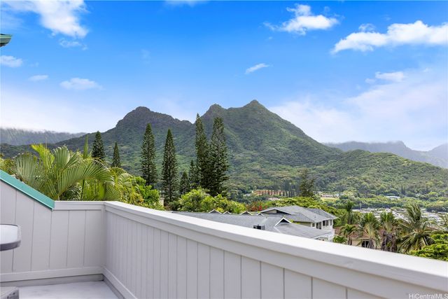 1461 Aunauna Street, Kailua, HI 96734