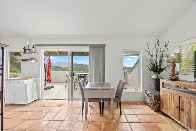 1461 Aunauna Street, Kailua, HI 96734