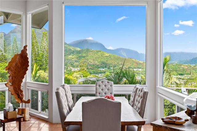 1461 Aunauna Street, Kailua, HI 96734