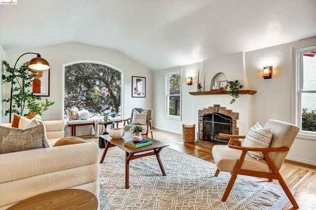 1259 1259 Portland Ave, Albany, CA 94706