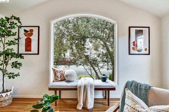 1259 1259 Portland Ave, Albany, CA 94706